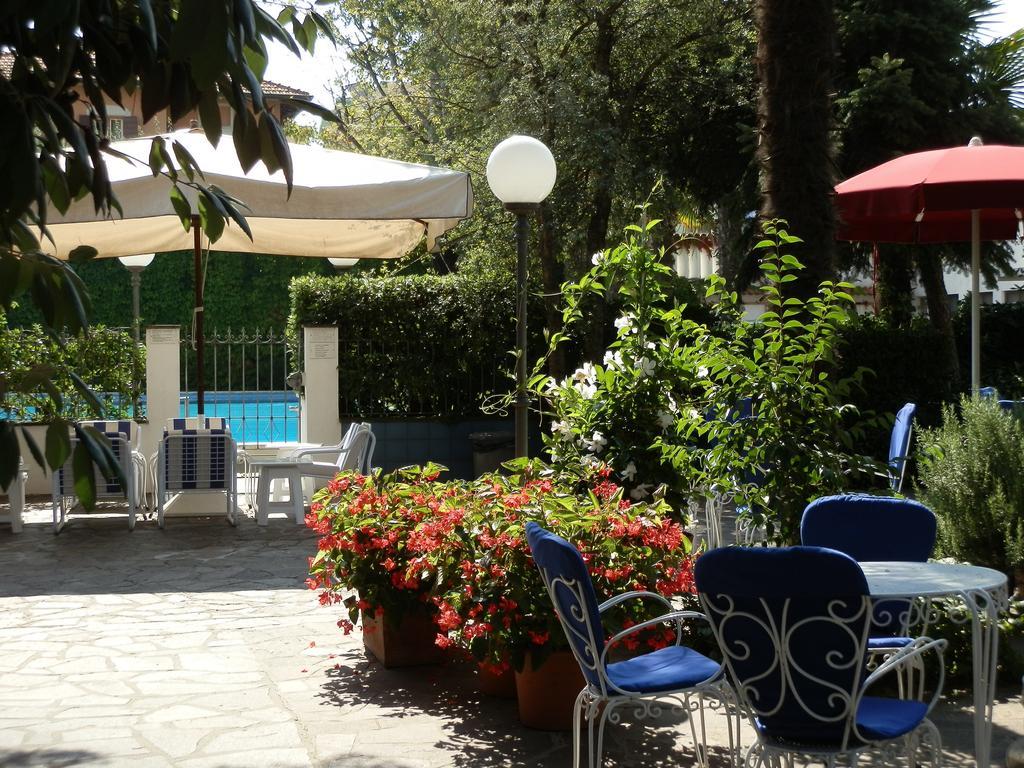 Hotel Nautic B&B 벨레지아아지마리나 외부 사진