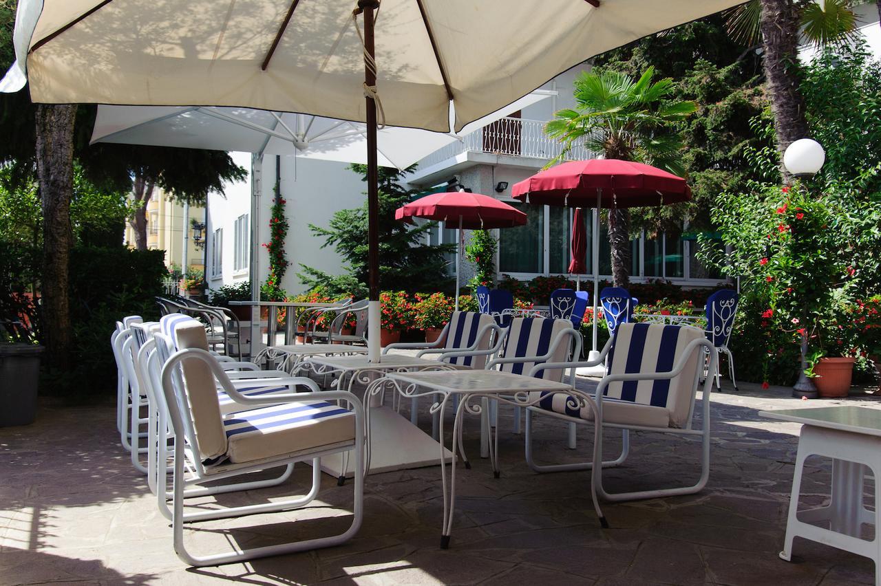 Hotel Nautic B&B 벨레지아아지마리나 외부 사진